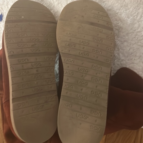 UGG Italian Abree boots size 9 burgundy - Picture 7 of 8